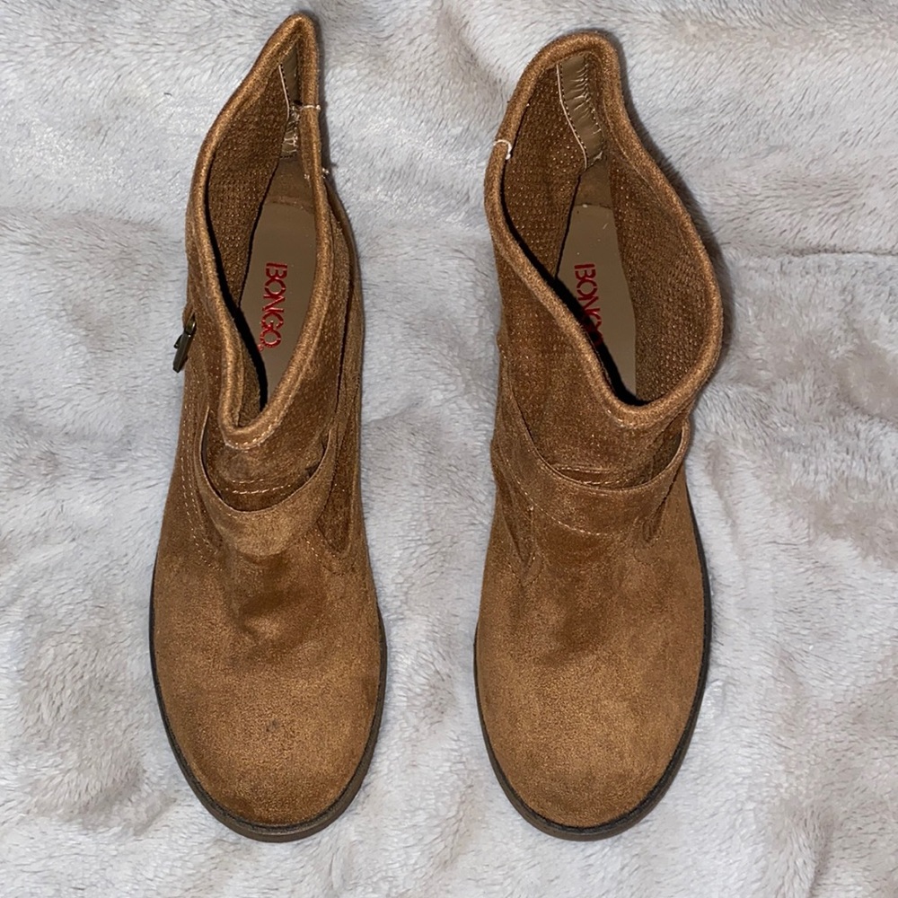 BONGO slip on boots with buckle detail perforated detail  Tan/Rust color size 8